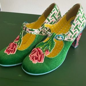 Hot Chocolate Design Kitsch Lover heels